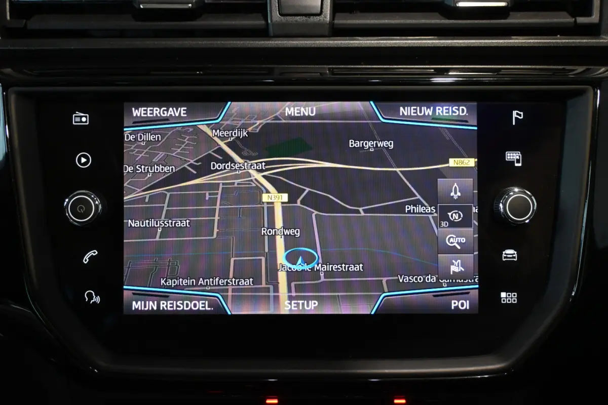 1.0 TSI FR Business Intense Clima Adaptieve cruise Panoramadak Sfeerverlichting 1e Eigenaar Inruil mogelijk