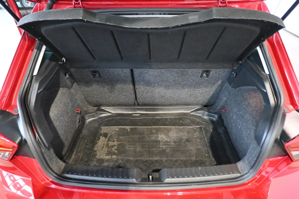 1.0 TSI FR Business Intense Clima Adaptieve cruise Panoramadak Sfeerverlichting 1e Eigenaar Inruil mogelijk