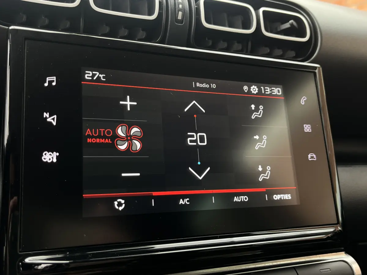 PureTech 130 EAT6 Automaat Plus | Carplay/Android Auto | Parkeersensoren achter | Climate Control | Cruise Control |