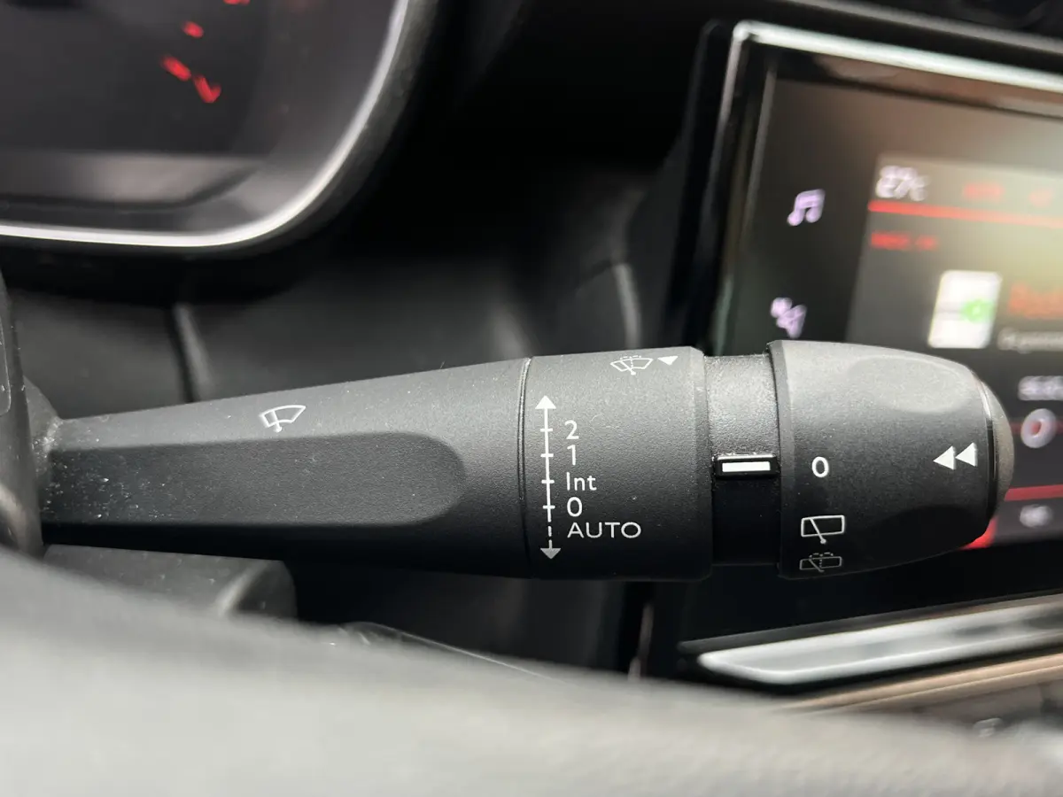 PureTech 130 EAT6 Automaat Plus | Carplay/Android Auto | Parkeersensoren achter | Climate Control | Cruise Control |