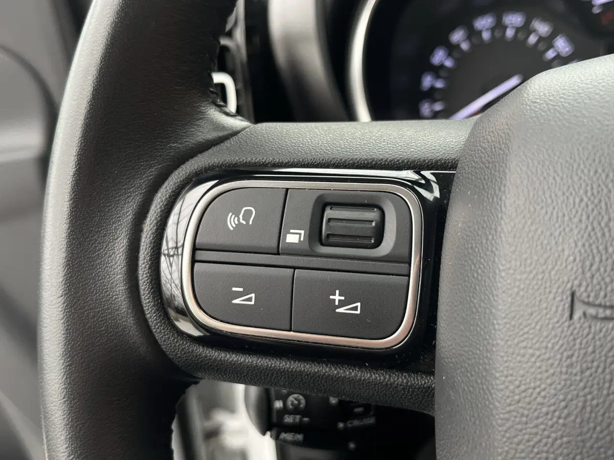 PureTech 130 EAT6 Automaat Plus | Carplay/Android Auto | Parkeersensoren achter | Climate Control | Cruise Control |