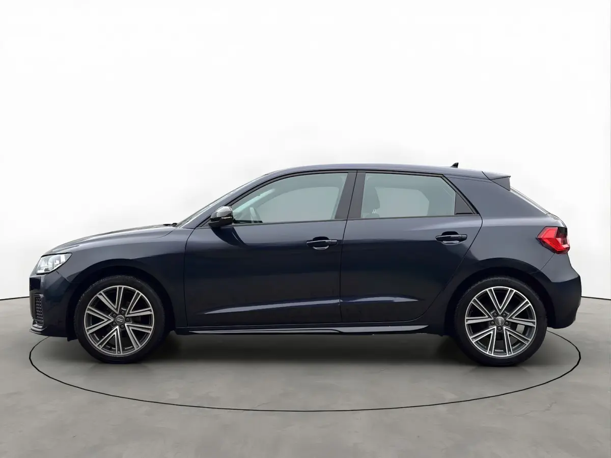 25 TFSI 96PK EPIC Camera Apple-Carplay