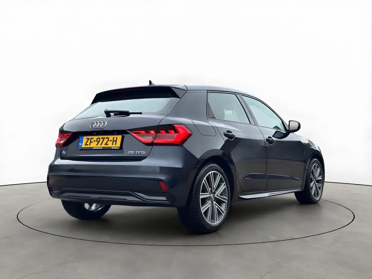 25 TFSI 96PK EPIC Camera Apple-Carplay