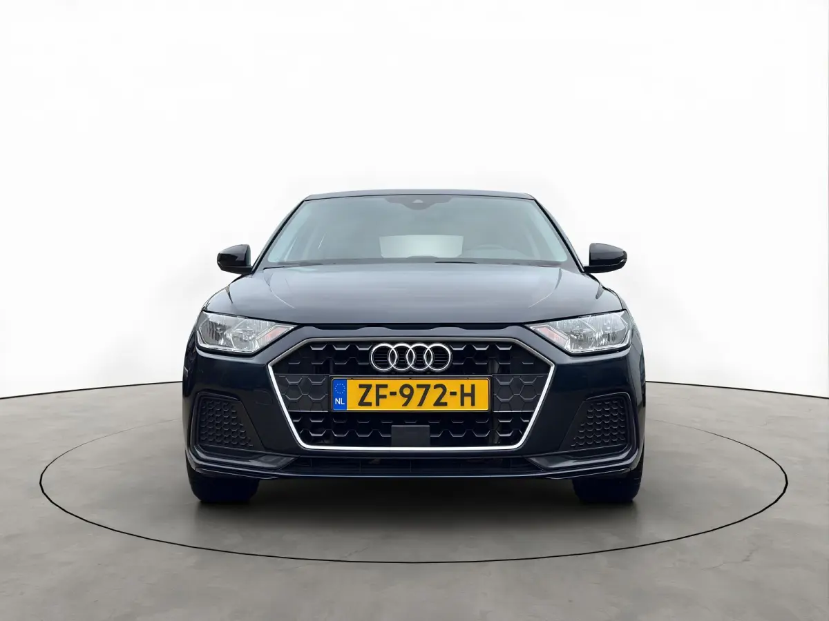 25 TFSI 96PK EPIC Camera Apple-Carplay