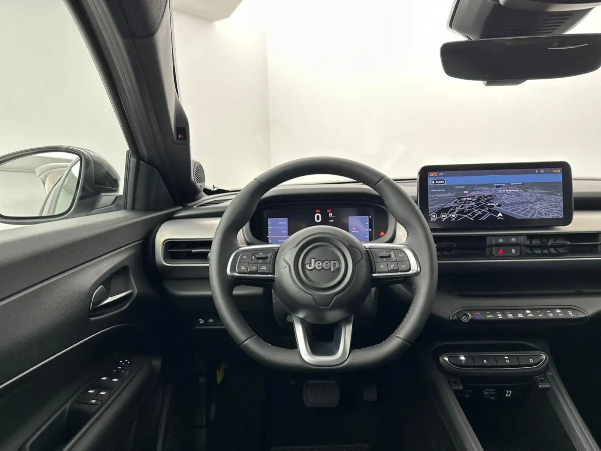 1.2 e-Hybrid Black Edition | VOORRAADVOORDEEL | Camera | Sensoren V+A | Elektrische Kofferklep | JBL | Stoelverwarming | Navi | Cruise Control Adaptief | 2+6 JAAR GARANTIE