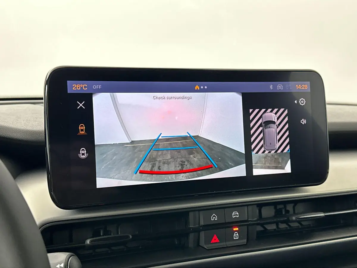1.2 e-Hybrid Black Edition | VOORRAADVOORDEEL | Camera | Sensoren V+A | Elektrische Kofferklep | JBL | Stoelverwarming | Navi | Cruise Control Adaptief | 2+6 JAAR GARANTIE