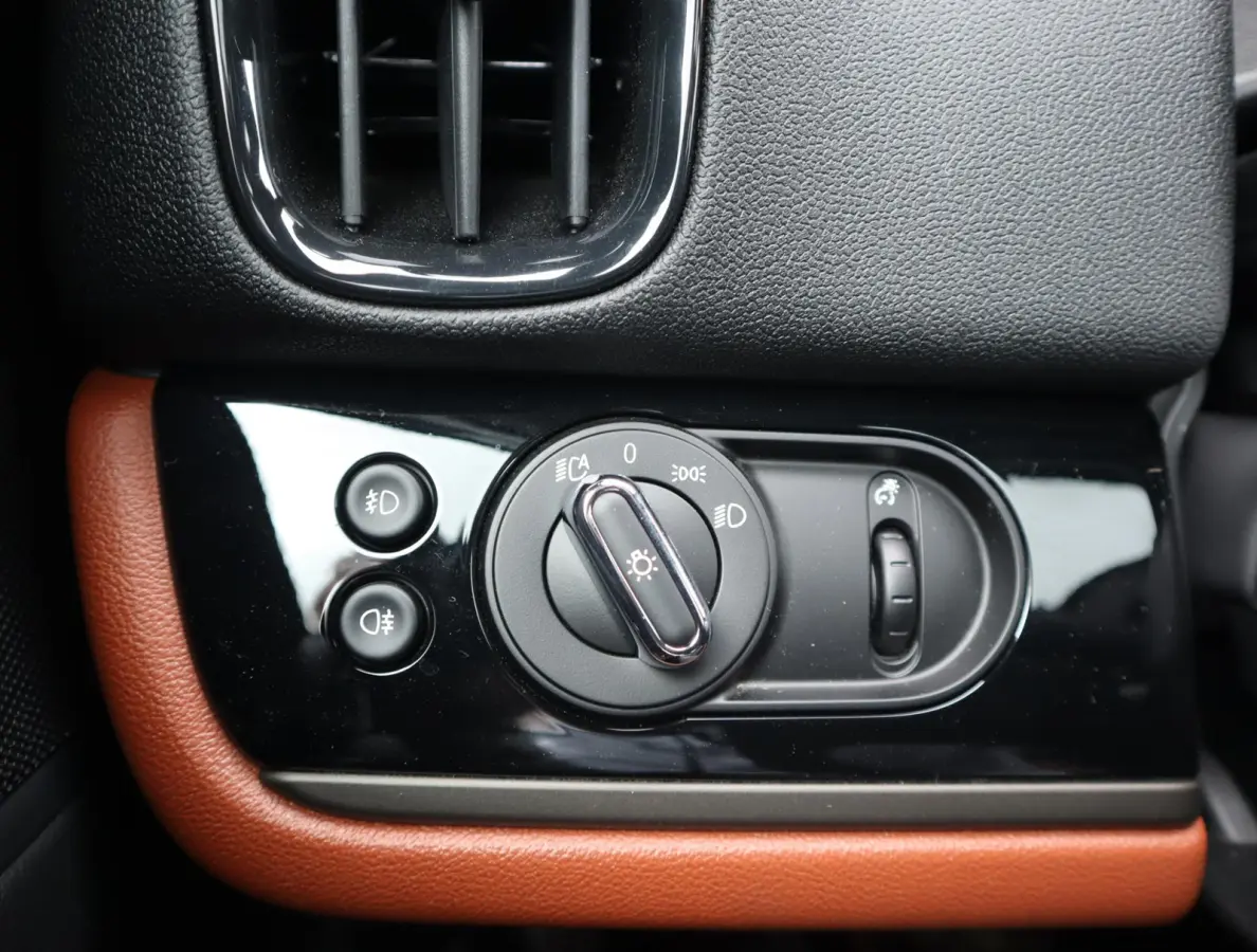 1.5 Cooper ALL4 Chili | Pano | HUD | Camera | Leder | Memory Seats | Harman/Kardon