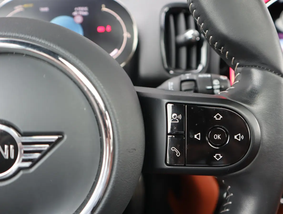 1.5 Cooper ALL4 Chili | Pano | HUD | Camera | Leder | Memory Seats | Harman/Kardon