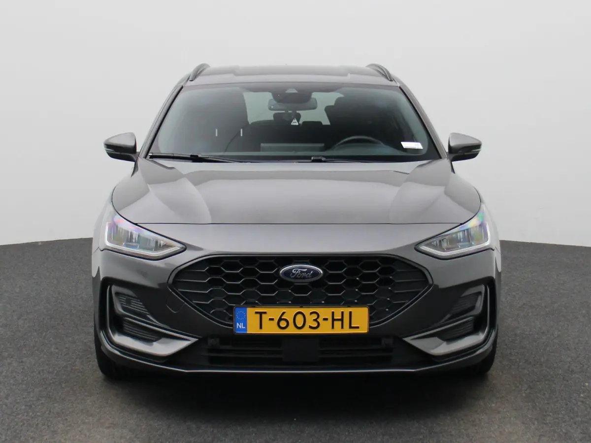 1.0 EcoBoost Hybrid ST Line | Trekhaak | Adaptive Cruise Control | Camera | Apple Carplay