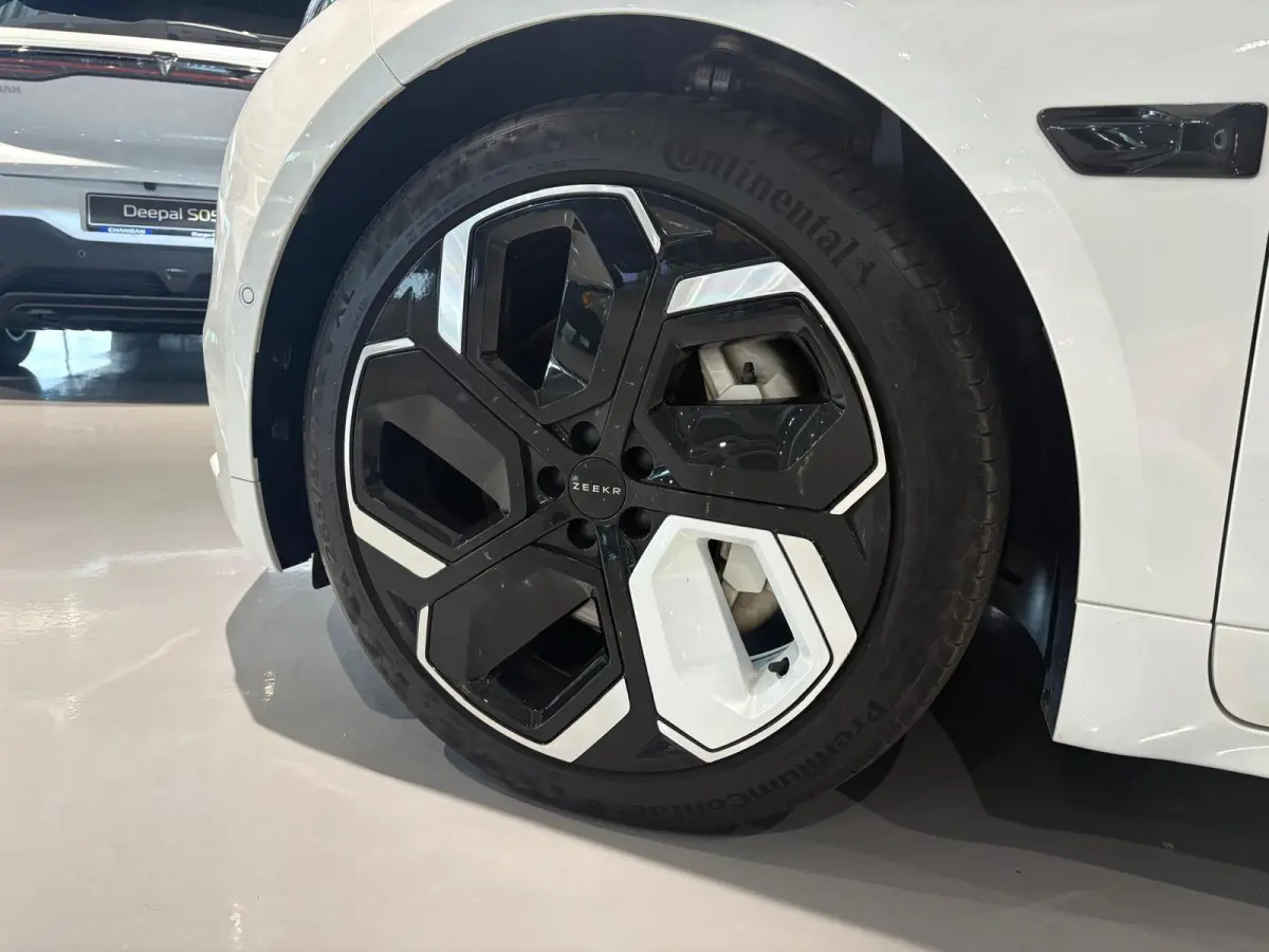 AWD Performance 100 kWh 544PK | Panoramadak | Head-Up Display | 22 kW Lader