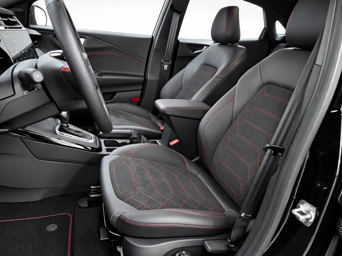 ST-Line X Automaat 155pk | Adaptive Cruise | B&O Audio | Dodehoek Detectie | Winterpack| Matrix Led