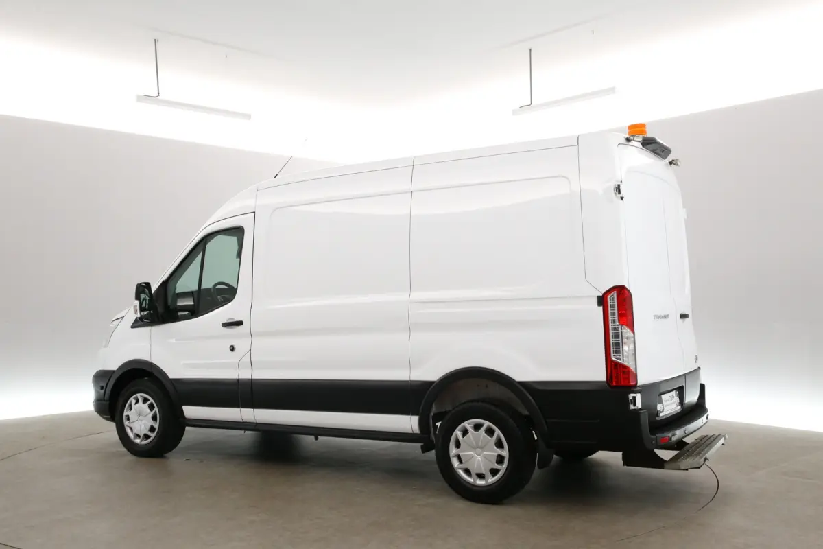 2.0 TDCI L2H2 | Airco | Camera | Cruise | 3 Zits | Carplay | Parkeersens. | Treeplank