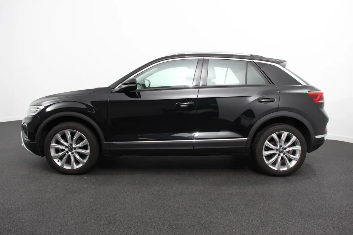 1.5 TSI DSG Style Navigatie Wireless App connect Adaptive Cruise Control Park Assist Camera Parkeersensoren IQ Drive pakket Stoel- en stuurwielverwarming Virtual cockpit Elektrische achterkl