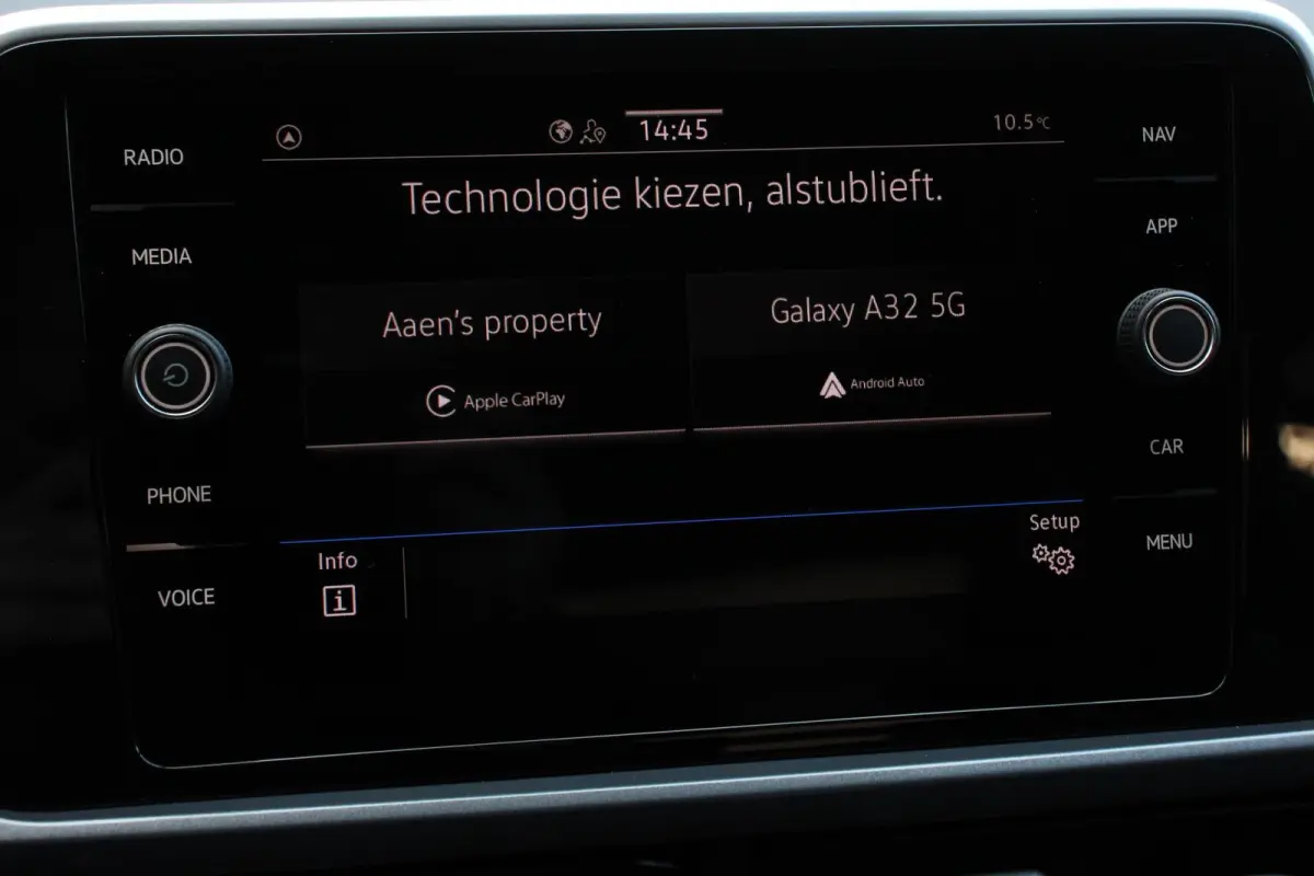 1.5 TSI DSG Style Navigatie Wireless App connect Adaptive Cruise Control Park Assist Camera Parkeersensoren IQ Drive pakket Stoel- en stuurwielverwarming Virtual cockpit Elektrische achterkl