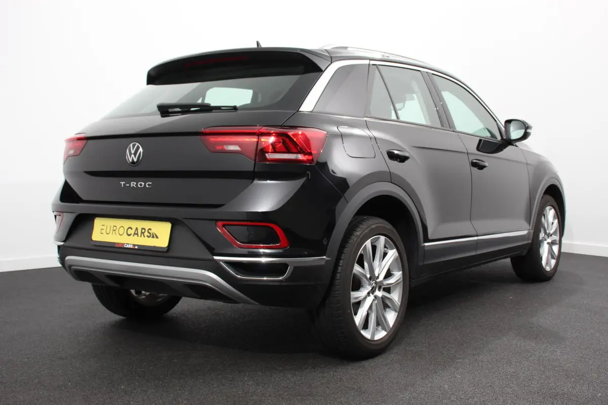 1.5 TSI DSG Style Navigatie Wireless App connect Adaptive Cruise Control Park Assist Camera Parkeersensoren IQ Drive pakket Stoel- en stuurwielverwarming Virtual cockpit Elektrische achterkl