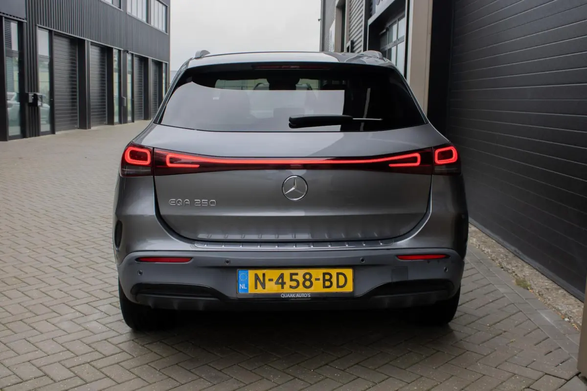 250 Business Solution AMG 67 kWh | CAMERA | BTW-AUTO | CARPLAY | SFEERVERLICHTING