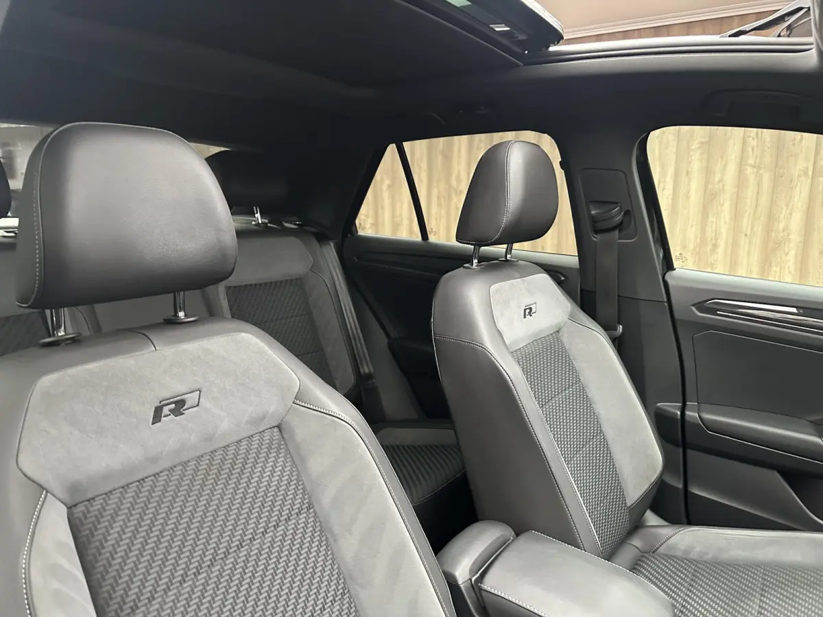 1.5 TSI Sport R-line| Pano | Beats