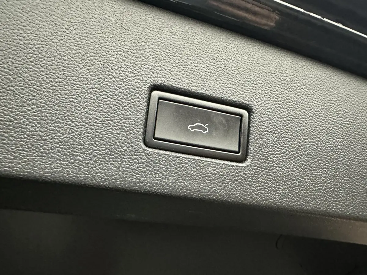 1.5 TSI Sport R-line| Pano | Beats