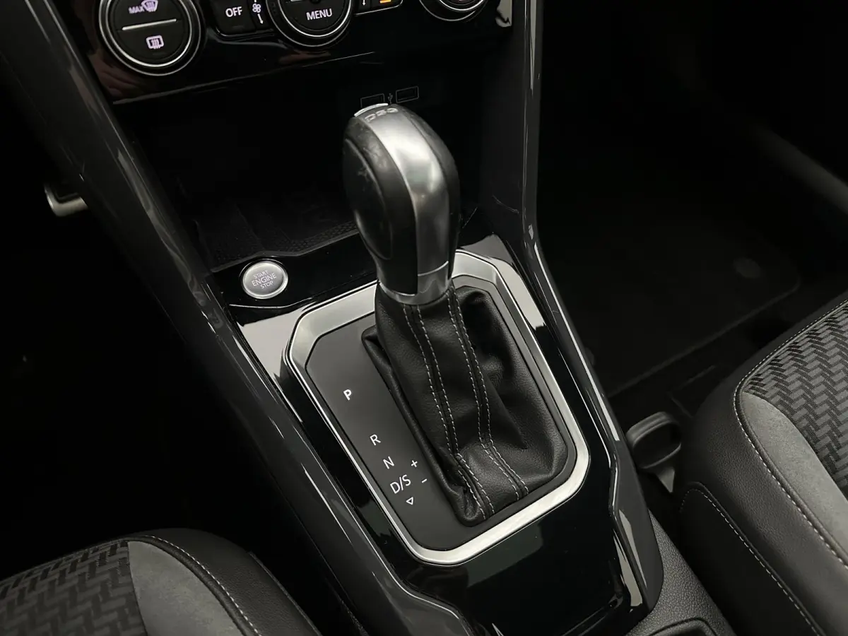 1.5 TSI Sport R-line| Pano | Beats