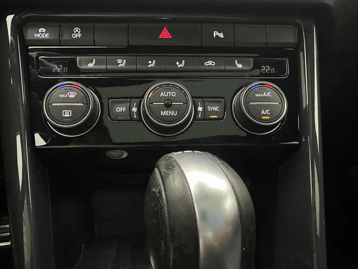1.5 TSI Sport R-line| Pano | Beats