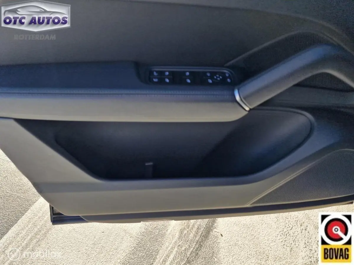3.0 E-Hybrid Platinum Edition Dealeronderhouden-trekhaak-bose instalatie-pano-leer-trekhaak-chrono