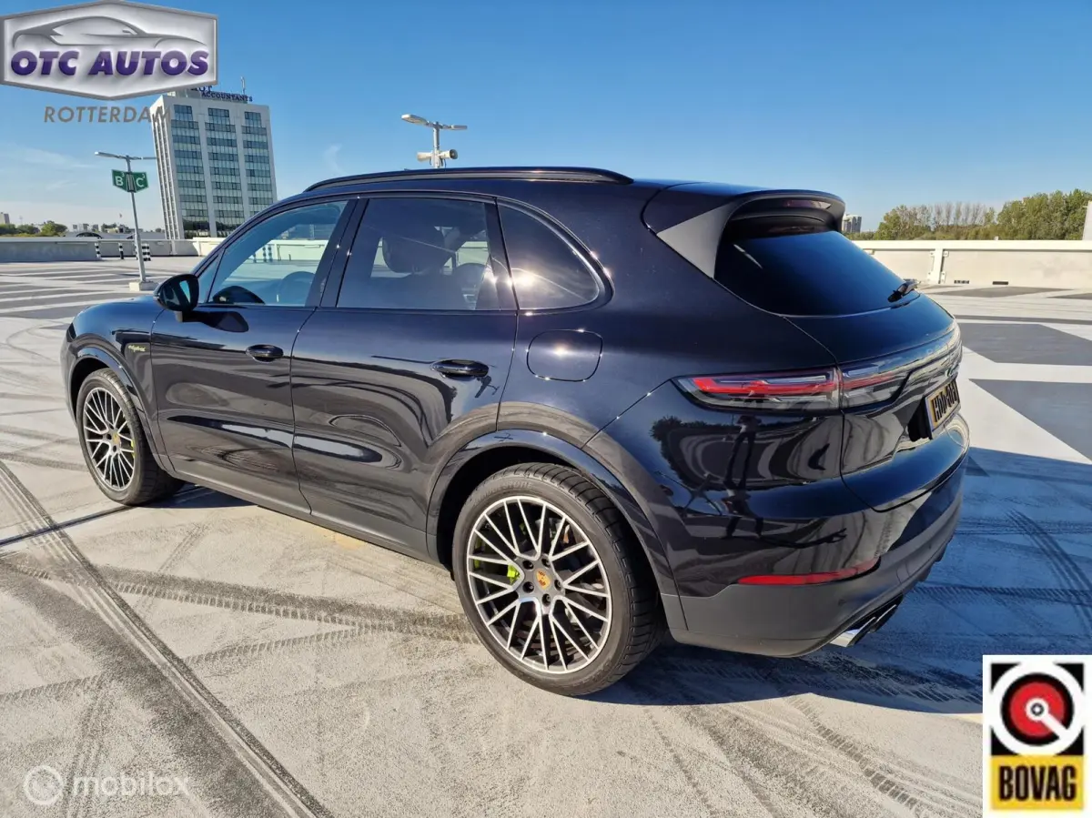 3.0 E-Hybrid Platinum Edition Dealeronderhouden-trekhaak-bose instalatie-pano-leer-trekhaak-chrono