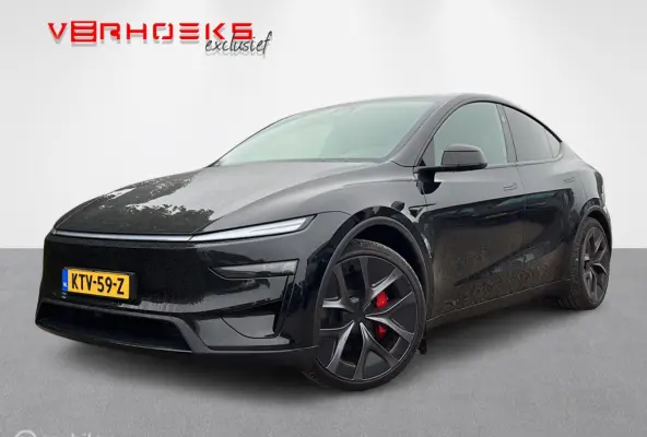Performance AWD 83 kWh / afneembare trekhaak.