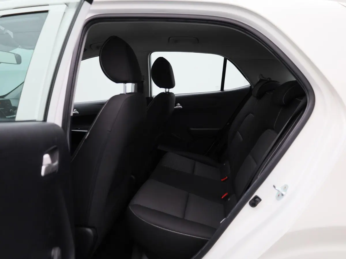 1.0 DPi ComfortLine | Automaat | Airconditioning | Bluetooth | Elektrische Ramen |
