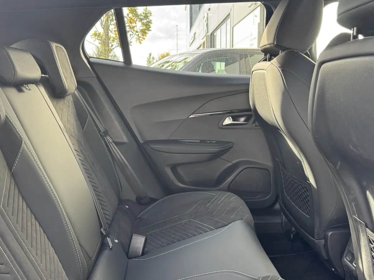 1.2 Hybrid 145 GT | Stoelverwarming | Camera | Adaptieve Cruise Control | Trekhaak | Apple Carplay/Android Auto