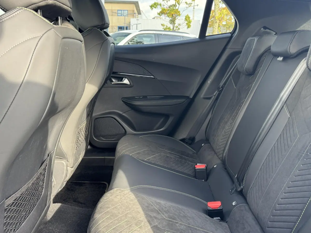 1.2 Hybrid 145 GT | Stoelverwarming | Camera | Adaptieve Cruise Control | Trekhaak | Apple Carplay/Android Auto