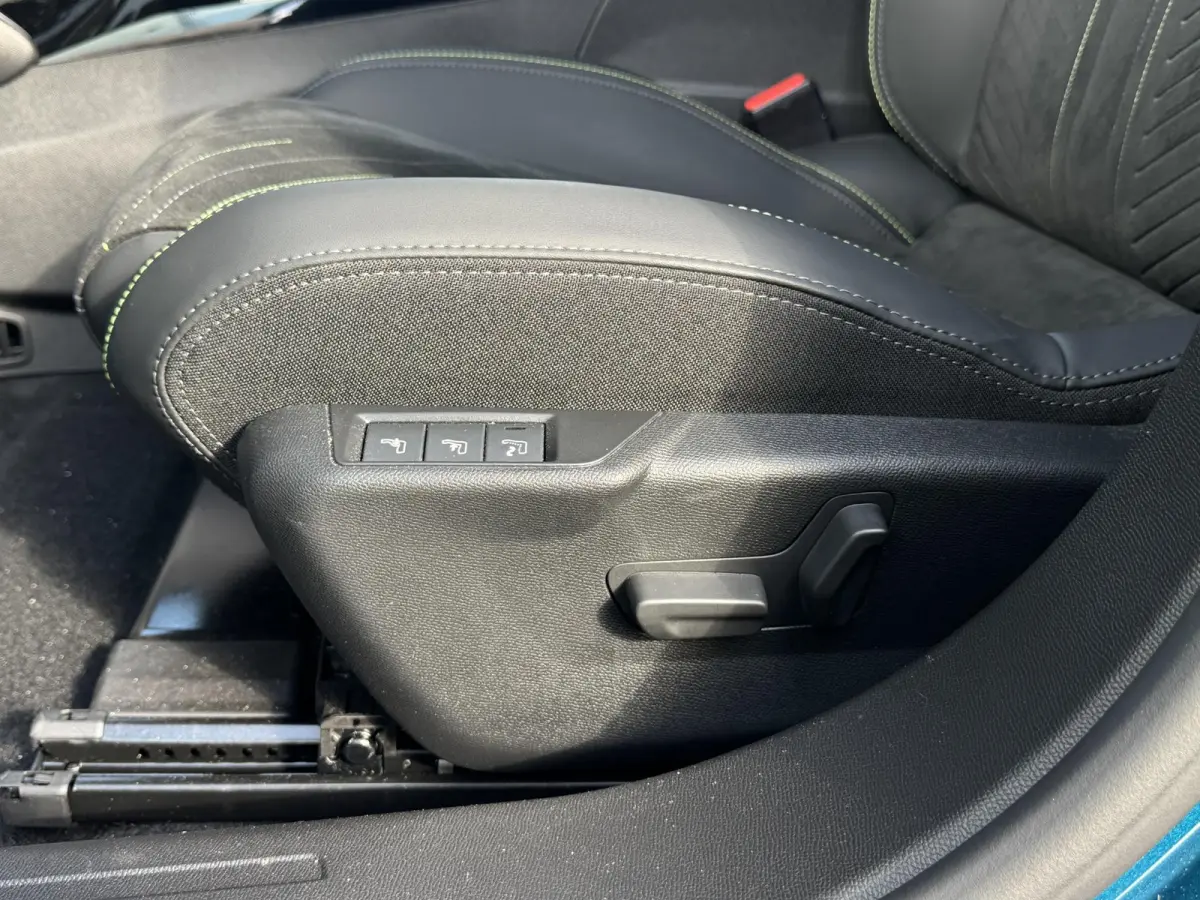 1.2 Hybrid 145 GT | Stoelverwarming | Camera | Adaptieve Cruise Control | Trekhaak | Apple Carplay/Android Auto