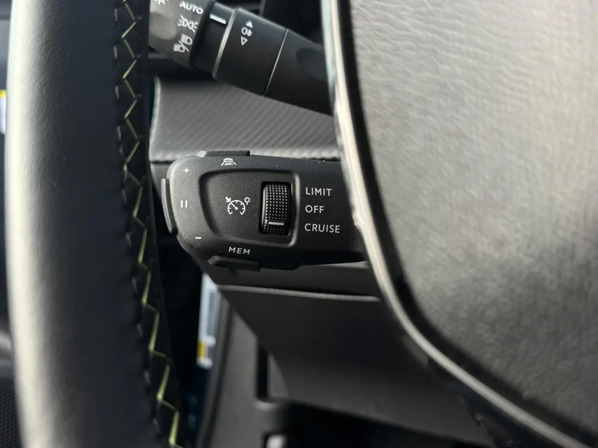 1.2 Hybrid 145 GT | Stoelverwarming | Camera | Adaptieve Cruise Control | Trekhaak | Apple Carplay/Android Auto