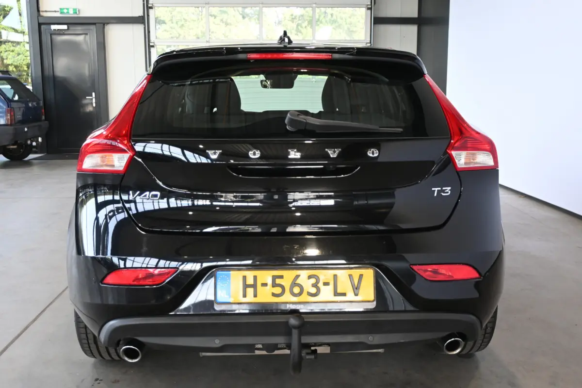 1.5 T3 Momentum Automaat Clima Cruise control Navigatie LED koplampen PDC Trekhaak 100% Onderhouden Inruil mogelijk