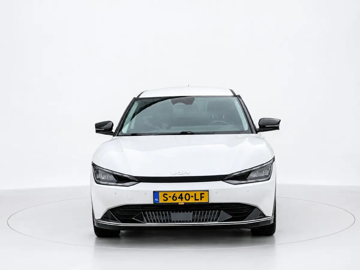 Plus 77.4 kWh SOH 100% WARMTEPOMP DEALER OND