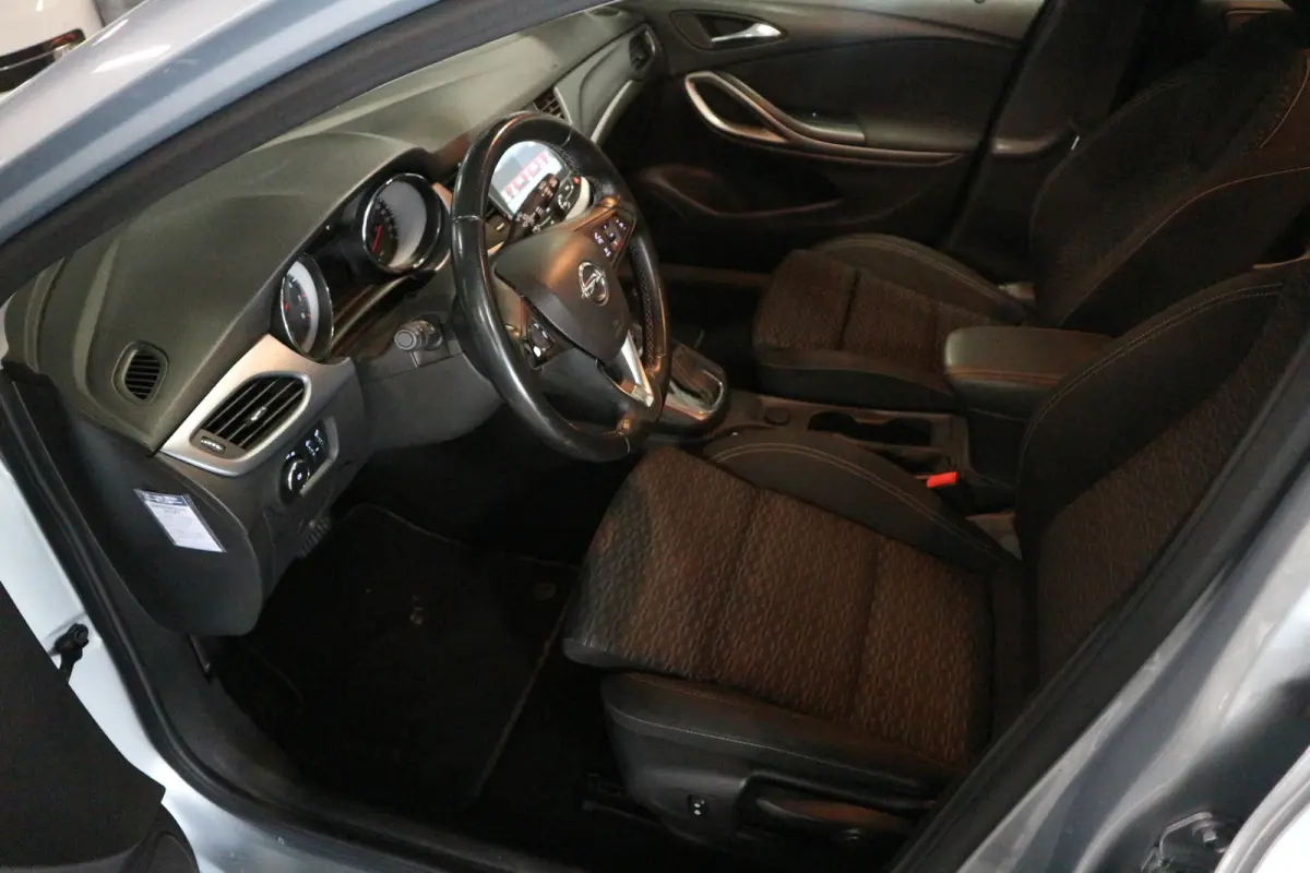 1.4 AUTOMAAT / 12 MAANDEN GARANTIE ! ! !