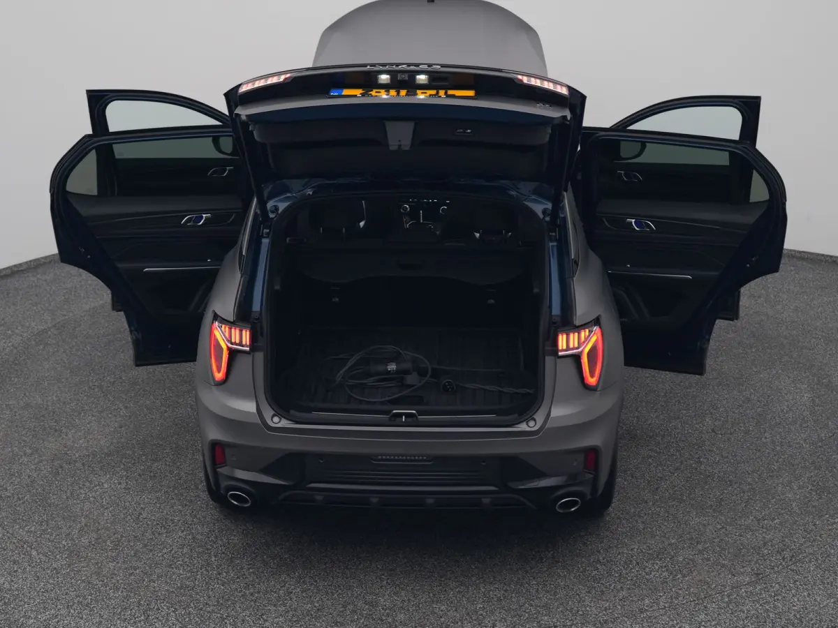 1.5 Plug-in Hybrid | 360° | MAT GREY | ZWARTE HEMEL | STUURVERWARMING | NLD AUTO