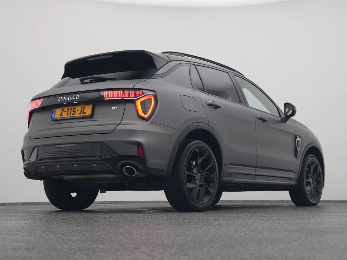 1.5 Plug-in Hybrid | 360° | MAT GREY | ZWARTE HEMEL | STUURVERWARMING | NLD AUTO