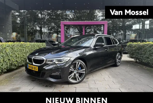 330i Business Edition Plus | WORDT VERWACHT | M-SPORT | PANORAMADAK | ACHTERUITRIJCAMERA | HEAD-UP | STOELVERWARMING | TREKHAAK | APPLE CARPLAY - ANDROID AUTO | LASER LED | CLIMATE CONTROL |