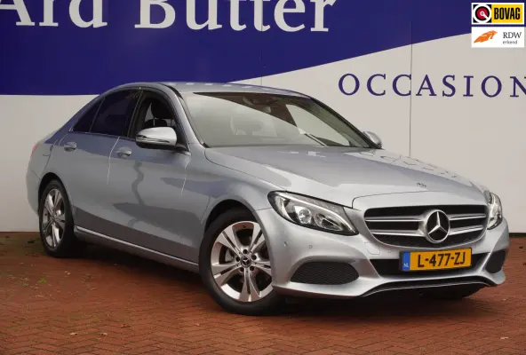 180 Business / ElekTrekhaak / Navi / Stoelverwarm. / PDC / Bluetooth / Half-leder / 17"LMV / = 84.000KM !!