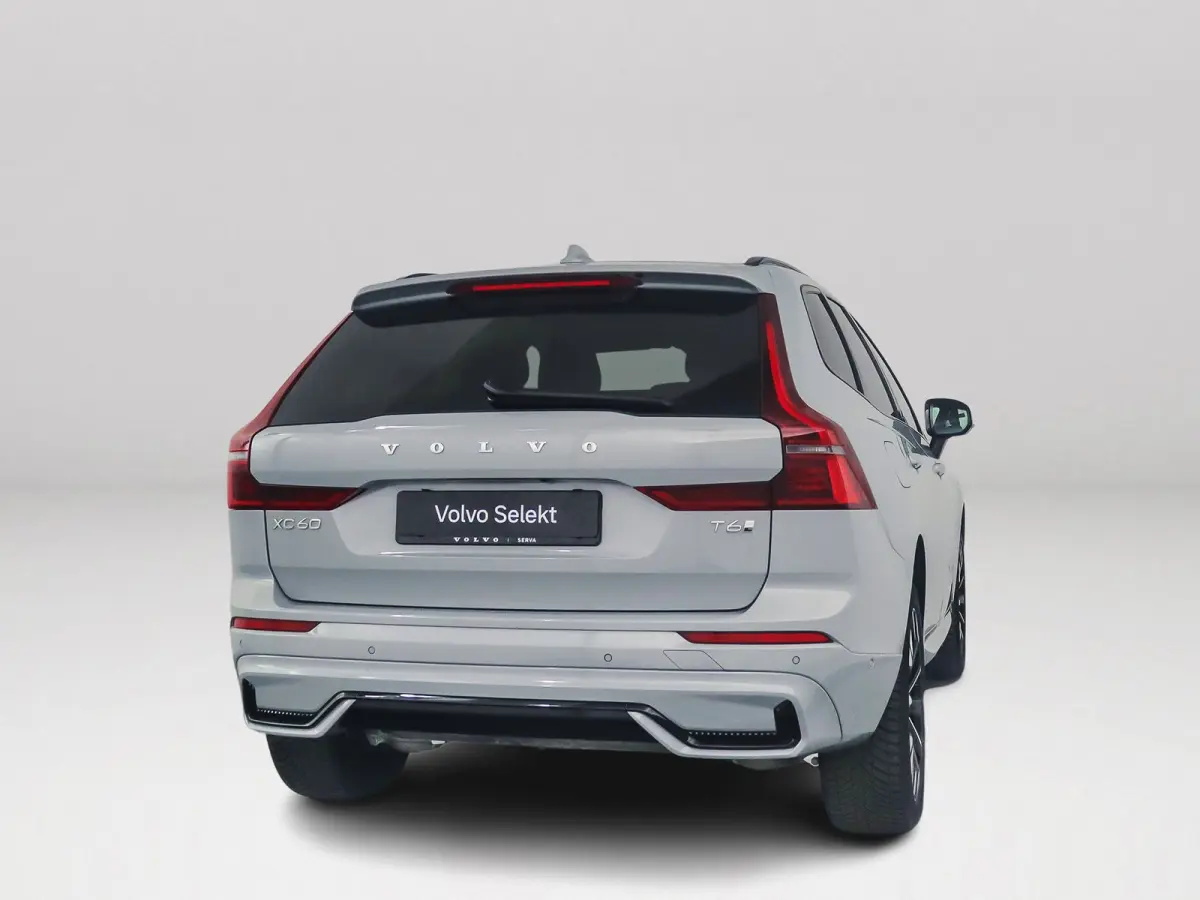 T6 Plug-in hybrid AWD Ultra Dark | Panoramadak | 360° camera | Harman Kardon | Luchtvering | Head-up display | Stoel- en stuurverwarming | Trekhaak