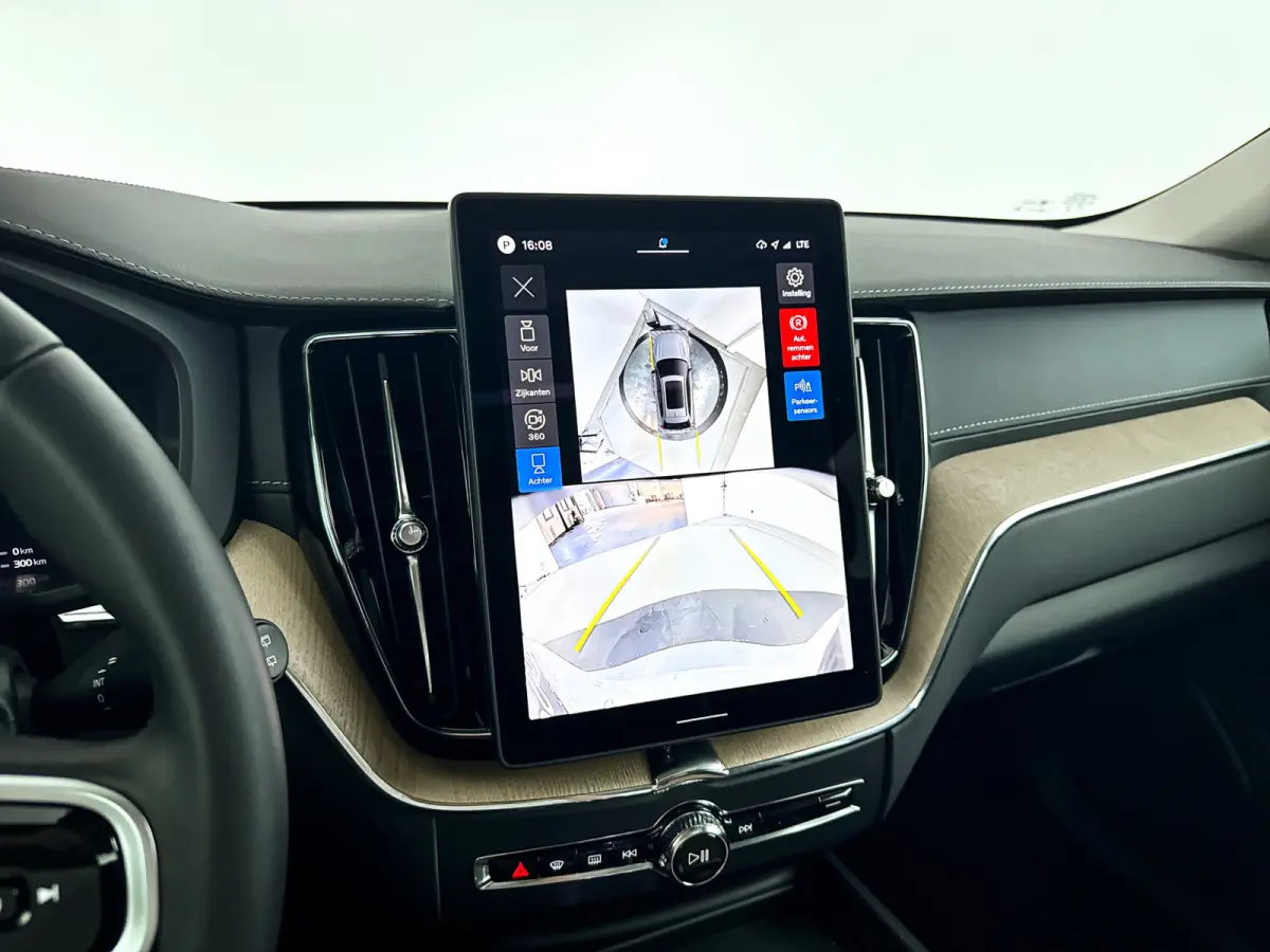 T6 Plug-in hybrid AWD Ultra Dark | Panoramadak | 360° camera | Harman Kardon | Luchtvering | Head-up display | Stoel- en stuurverwarming | Trekhaak