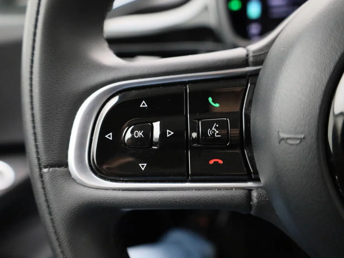 Business Launch Edition | 92,55% SOH | APPLE CARPLAY - ANDROID AUTO | CLIMATE CONTROL | CRUISE CONTROL | LICHTMETALEN VELGEN |
