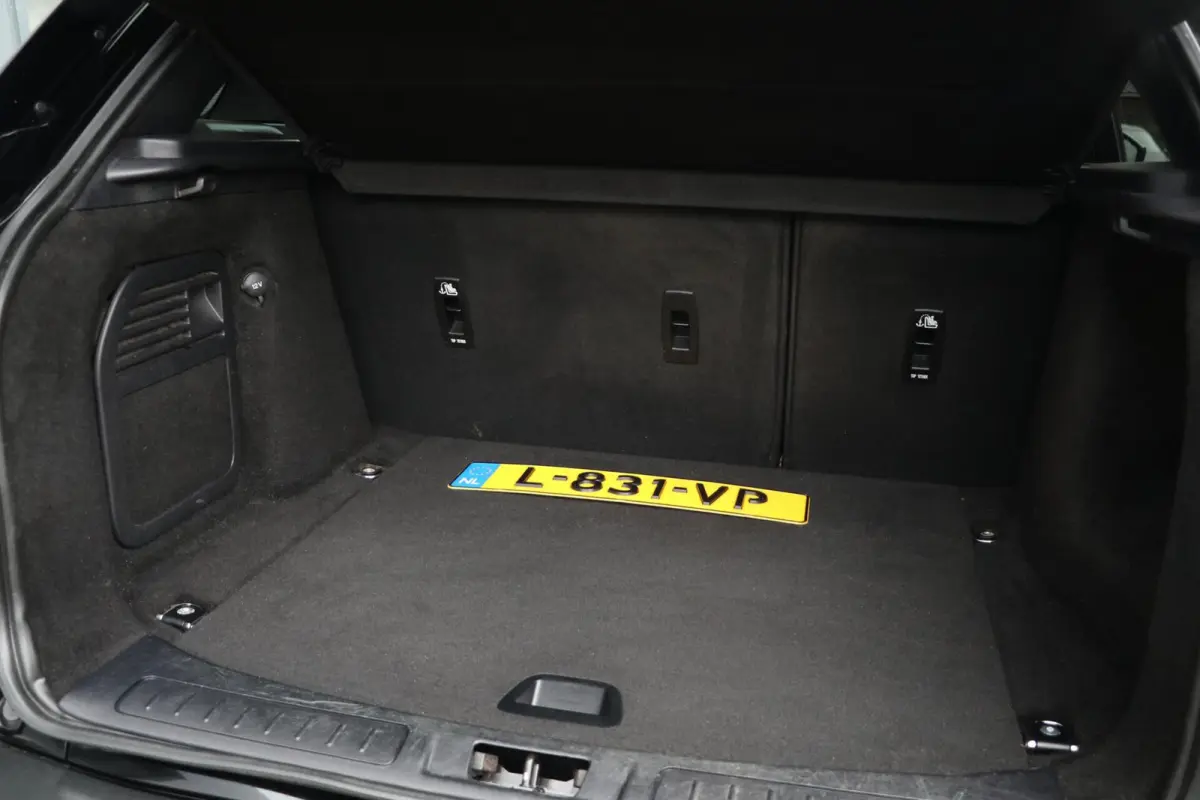 2.0 Si4 241PK Panodak AppleCarplay Sportzetels Leder Trekhaak Stoel/Stuur Verwarming 87000KM BJ2018