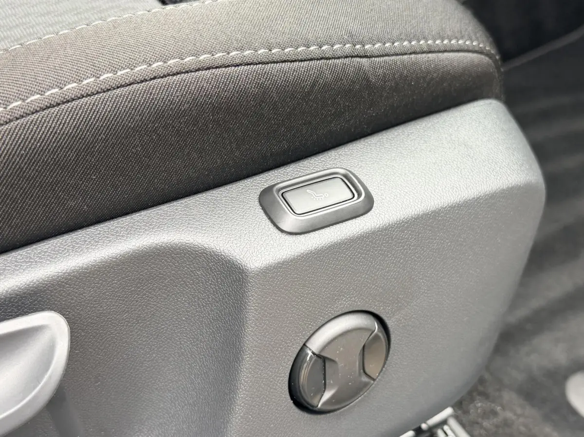 1.4 TSI iV PHEV Business Edition | Plug in Hyb | Stoelverwarming / Stuurverwarming | CarPlay | Clima | Camera