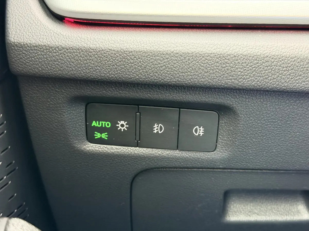 1.4 TSI iV PHEV Business Edition | Plug in Hyb | Stoelverwarming / Stuurverwarming | CarPlay | Clima | Camera