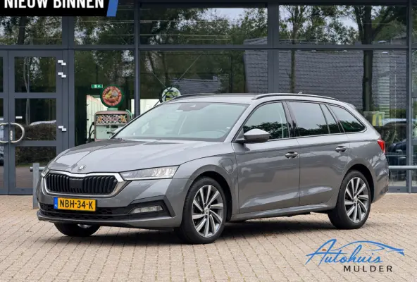 1.4 TSI iV PHEV Business Edition | Plug in Hyb | Stoelverwarming / Stuurverwarming | CarPlay | Clima | Camera