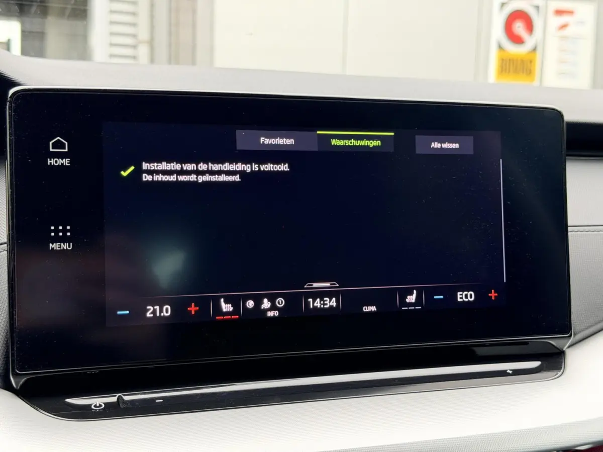 1.4 TSI iV PHEV Business Edition | Plug in Hyb | Stoelverwarming / Stuurverwarming | CarPlay | Clima | Camera