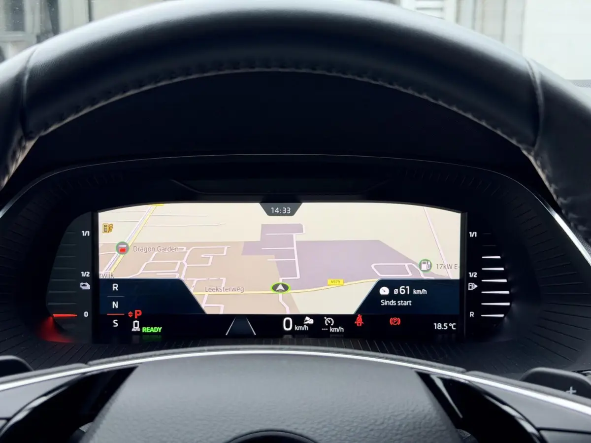 1.4 TSI iV PHEV Business Edition | Plug in Hyb | Stoelverwarming / Stuurverwarming | CarPlay | Clima | Camera