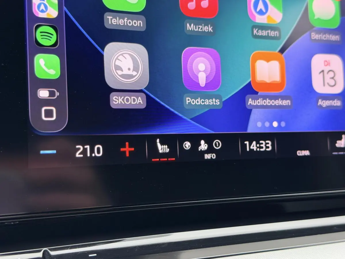 1.4 TSI iV PHEV Business Edition | Plug in Hyb | Stoelverwarming / Stuurverwarming | CarPlay | Clima | Camera