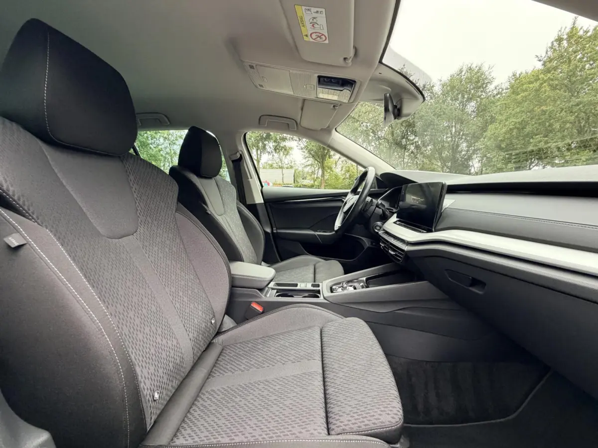 1.4 TSI iV PHEV Business Edition | Plug in Hyb | Stoelverwarming / Stuurverwarming | CarPlay | Clima | Camera